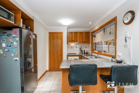 Property photo of 45 Cassandra Crescent Epsom VIC 3551