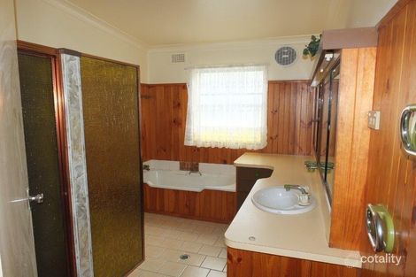 Property photo of 13 Delaney Avenue Narrabri NSW 2390