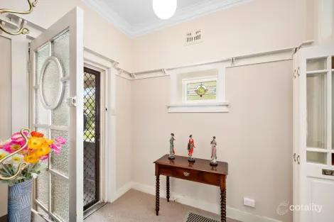 Property photo of 2 Olden Crescent Yass NSW 2582