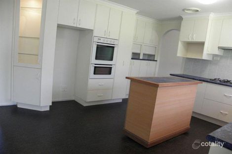 Property photo of 8 Romar Close Bomaderry NSW 2541