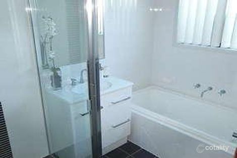 Property photo of 4 Spears Place Horsley NSW 2530