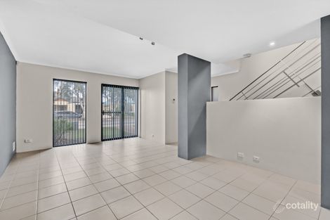 Property photo of 9/1 Mariners Cove Drive Dudley Park WA 6210