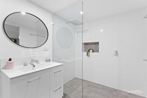 Property photo of 3 Brierty Street Wynnum West QLD 4178