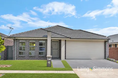 11 Blackburn St, Ropes Crossing, NSW 2760
