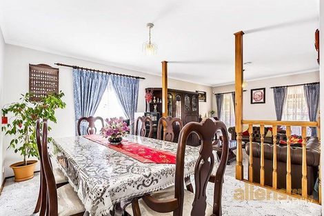 Property photo of 5 Darwinia Rise Eltham North VIC 3095