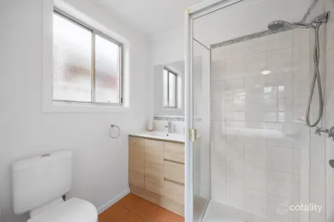 Property photo of 2 Rosewood Court Mount Helen VIC 3350