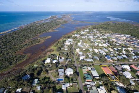 Property photo of 18 Swan Parade St Leonards VIC 3223