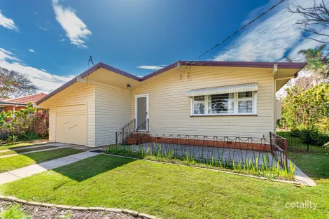 Property photo of 104 King Street Woody Point QLD 4019