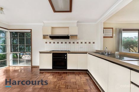 Property photo of 17 Kialoa Court Taylors Lakes VIC 3038