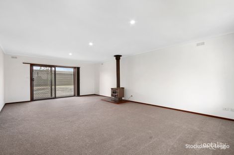 Property photo of 40 Waratah Drive Hazelwood North VIC 3840