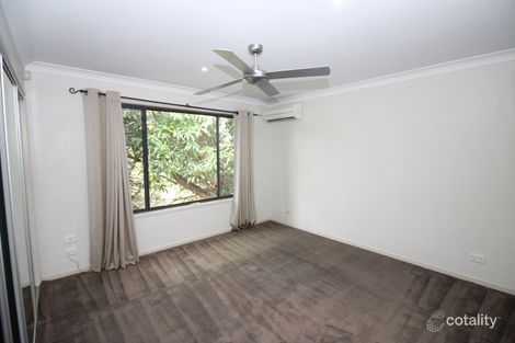 Property photo of 2/30 Broad Street Labrador QLD 4215