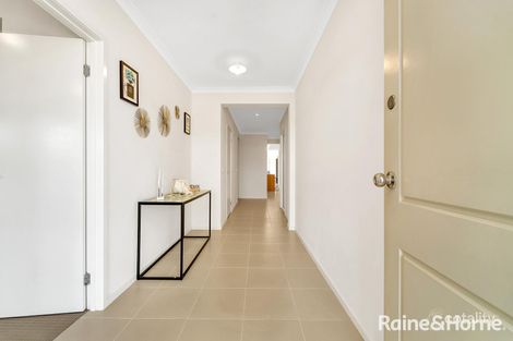 Property photo of 13 Ortiz Avenue Tarneit VIC 3029