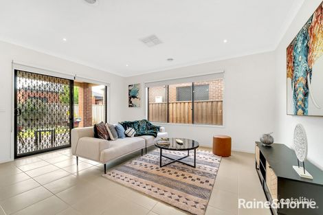 Property photo of 13 Ortiz Avenue Tarneit VIC 3029