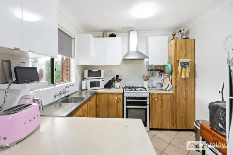 Property photo of 5 Sierra Crescent Orana WA 6330