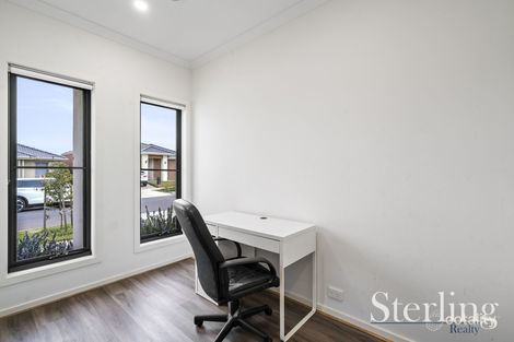 Property photo of 6 Stacey Parade Mount Cottrell VIC 3024