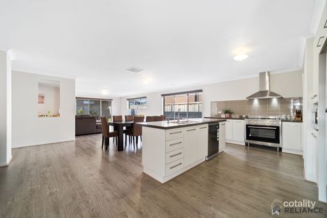 Property photo of 30 Waterway Boulevard Weir Views VIC 3338