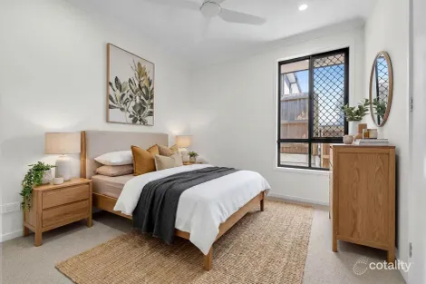 Property photo of 3 Bemina Crescent Spring Mountain QLD 4300