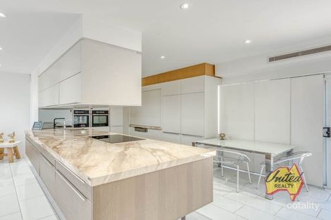 Property photo of 4 Emmetts Farm Road Rossmore NSW 2557