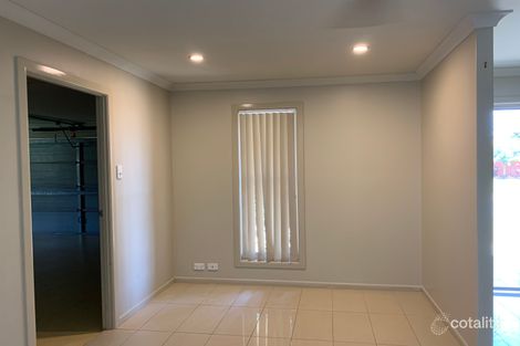 Property photo of 61 John Oxley Drive Gracemere QLD 4702