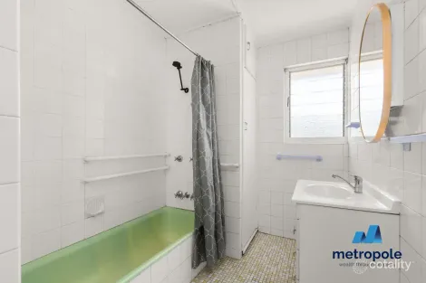 Property photo of 48 Gwynne Street Wynnum West QLD 4178