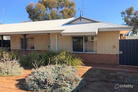 2 Hopetoun Ave, Northam, WA 6401