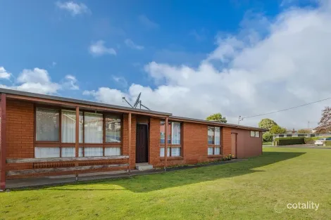 70 Colegrave Rd, Upper Burnie, TAS 7320