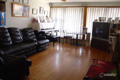 Property photo of 18 Bracknell Street Keysborough VIC 3173