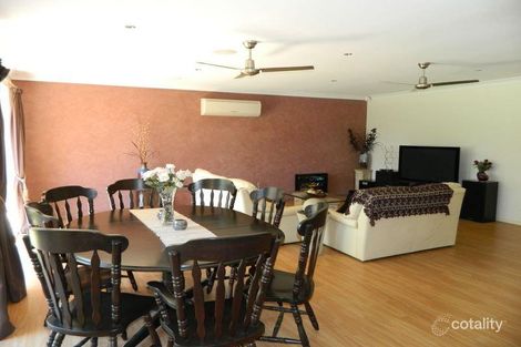 Property photo of 19 Ibrox Court Regents Park QLD 4118