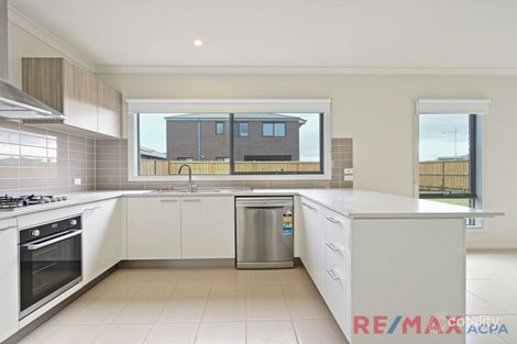Property photo of 29 Semblance Drive Tarneit VIC 3029
