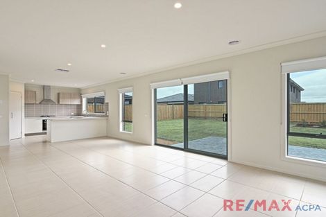 Property photo of 29 Semblance Drive Tarneit VIC 3029