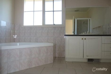 Property photo of 1/10 Brentvale Court Doncaster VIC 3108