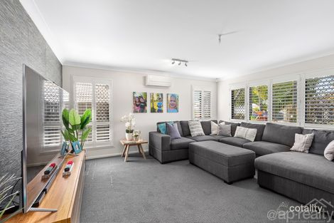 Property photo of 5 Burnside Place Forest Lake QLD 4078