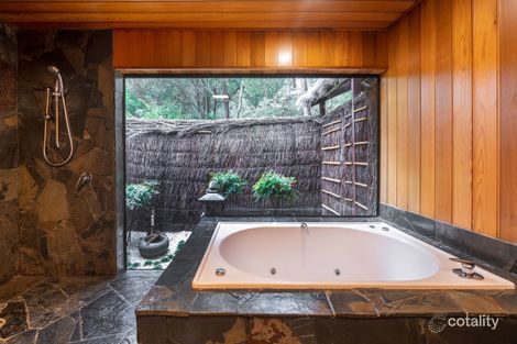 Property photo of 14 Mountain Crescent Montrose VIC 3765