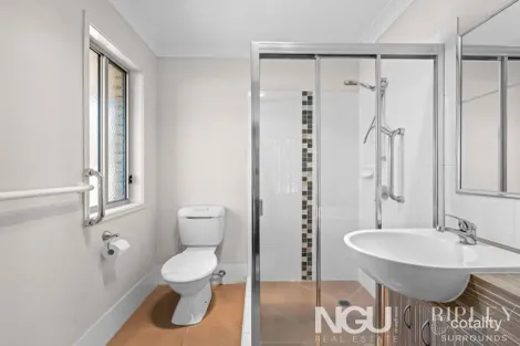 Property photo of 3 Maria Place Augustine Heights QLD 4300