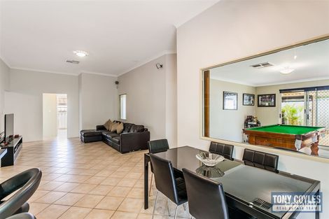 Property photo of 9 Rainbow Gardens Bibra Lake WA 6163