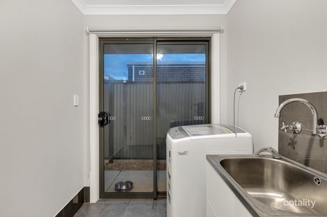 Property photo of 16 Brittlewood Drive Eyre SA 5121