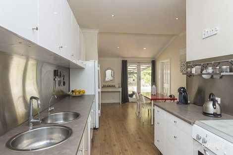 27 Broadway, Bassendean, WA 6054