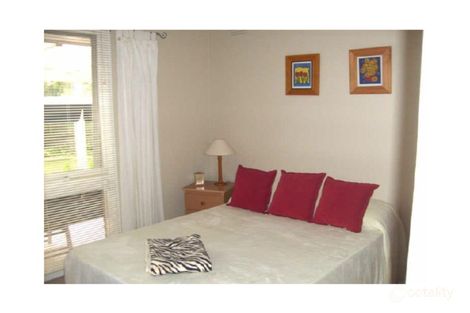 Property photo of 28 Moorhen Crescent Carrum Downs VIC 3201