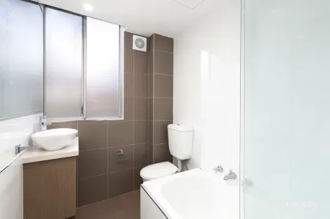 Property photo of 2/124-126 Carrington Road Randwick NSW 2031