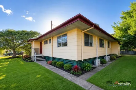 Property photo of 61 Beardmore Crescent Dysart QLD 4745