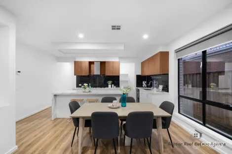 Property photo of 14 Amara Street Tarneit VIC 3029