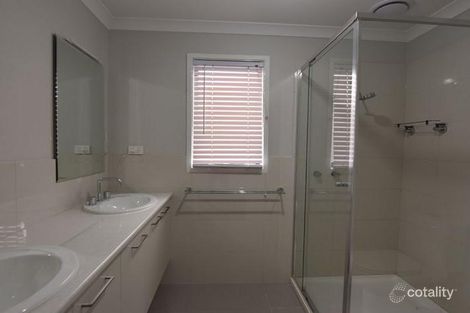Property photo of 37 Nambrok Crescent Wangaratta VIC 3677