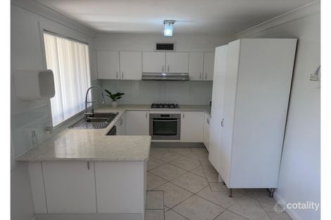 Property photo of 30 Gilgandra Road Hoxton Park NSW 2171