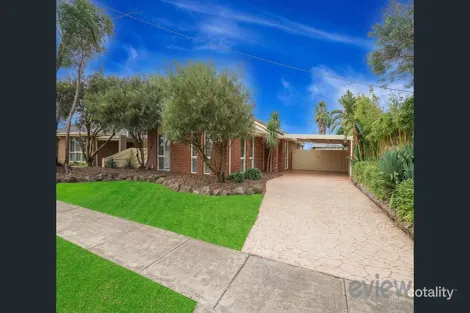 Property photo of 35 Daphne Crescent Werribee VIC 3030