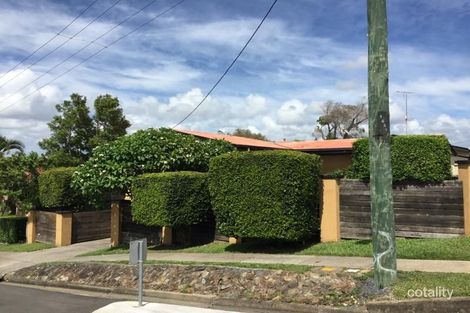 Property photo of 20 Walter Street Labrador QLD 4215