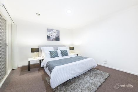 Property photo of 2 Kate Way Hillside VIC 3037
