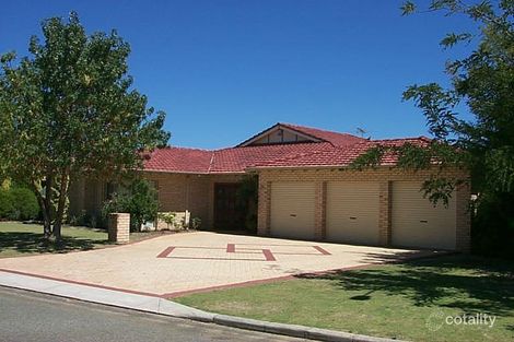 26 Chesters Way, Winthrop, WA 6150