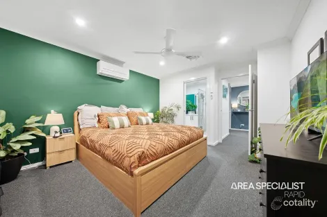 Property photo of 18/365 Pound Road Hampton Park VIC 3976