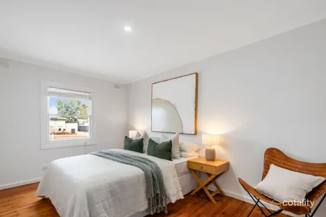 Property photo of 7 St Leonard Crescent Elizabeth Downs SA 5113