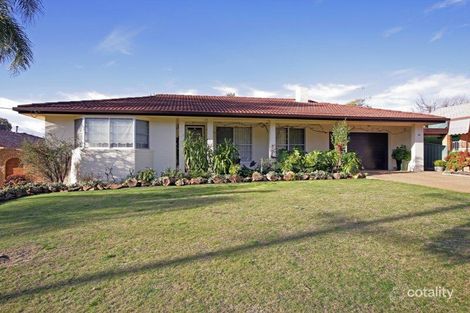 33 Nordlingen Dr, Tolland, NSW 2650